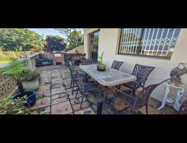 3 BEDROOM APARTMENT FOR SALE IN MANABA BEACH